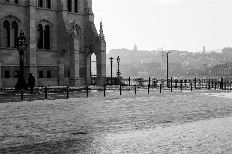 Képek a múltból – analóg fotóim a nyirkos, téli Budapestről